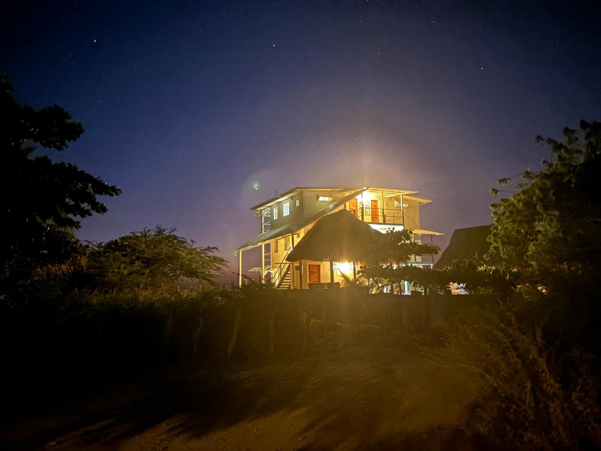Stella Mar Oceanfront Hotel Popoyo Ngoại thất bức ảnh